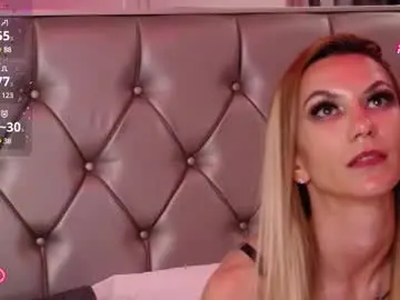 Chaturbate Live Sex Cam of mayahales