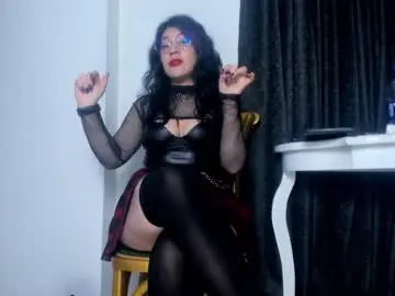 Chaturbate Live Sex Cam of halley_raven
