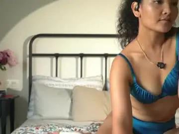 Chaturbate Nude Webcam of mercedesss_8