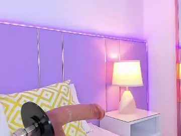 Chaturbate Live Sex Cam of naomytorres