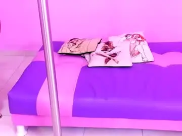 Chaturbate Live Sex Cam of mature__bitch