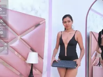 Chaturbate Adult Webcams of lauraroot