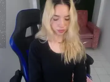Chaturbate Live Sex of alina_lee_t