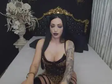 Chaturbate Live Sex Cam of mikaelajensen
