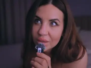 Chaturbate Watch Live Sex Cams of lolasplash