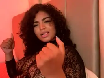 Chaturbate Free Live Porn of carlymonroee_