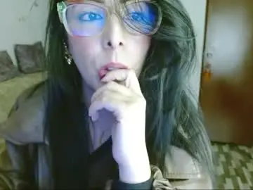 Chaturbate Sex Chat of ela_3611