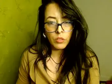 Chaturbate Adult Video Chat of ela_3611