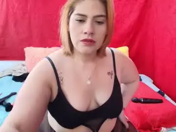 Chaturbate Best live sex cam show of sexy_curvi