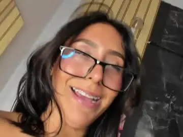 Chaturbate Live Porn of im_beliinda