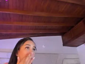 Chaturbate Live Sex Cam of leah_douuglass_