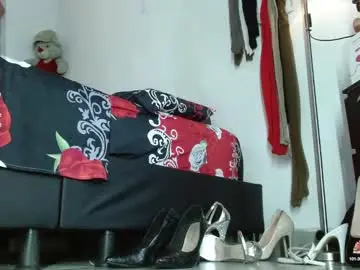 Chaturbate Sex Cam of myla_sarah1