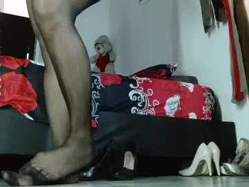 Chaturbate Nude Webcam of myla_sarah1