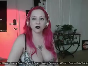 Chaturbate Live Sex Cam of violetoctober