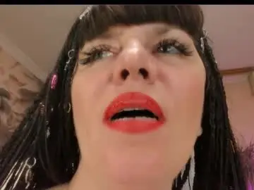 Chaturbate Live Sex Cam of cutie__orgasm