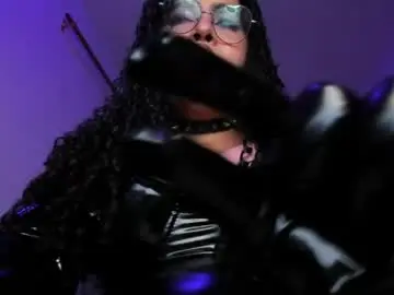 Chaturbate Live Sex Cam of amber_smith20