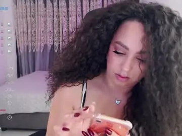 Chaturbate Sex Cam of _just_a_queen_3