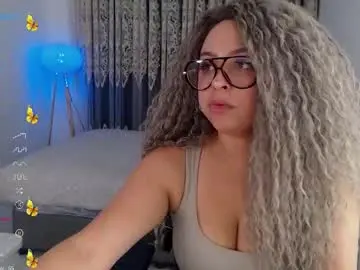 Chaturbate Nude Webcam of _just_a_queen_3