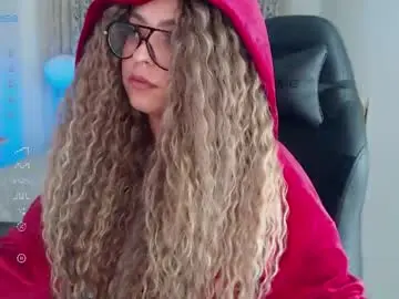 Chaturbate Nude Webcam of _just_a_queen_3