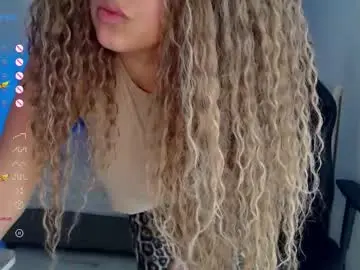 Chaturbate Adult Webcam of _just_a_queen_3