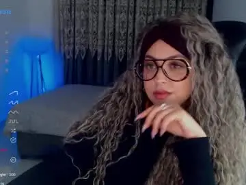 Chaturbate Nude Webcam of _just_a_queen_3