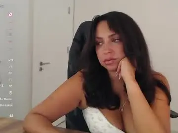 Chaturbate Adult Webcam of _just_a_queen_3