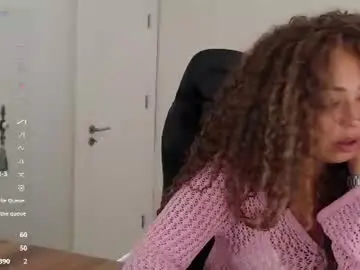 Chaturbate Live Sex of _just_a_queen_3