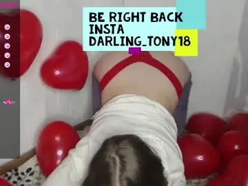 Chaturbate Watch Live Sex Cams of darling_tony18