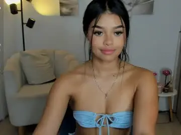 Chaturbate Live Sex Cam of hailey_florez