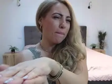 Chaturbate Live Sex Cam of ruby_fit