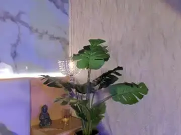 Chaturbate Nude Webcam of sienna_belluccii
