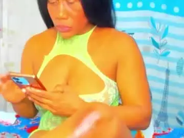Chaturbate Sex Cam of yonnsol_avril