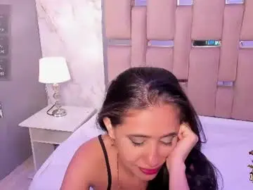 Chaturbate Live Sex Cam of amelieroux_