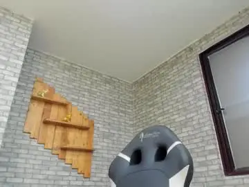 Chaturbate Best live sex cam show of alisonn_doll