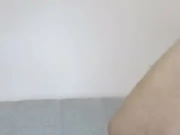 Chaturbate Live Sex Cam of lilahxxxaxel