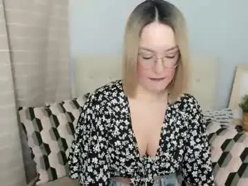 Chaturbate Adult Video Chat of mollycrazy