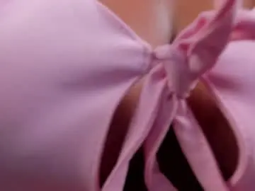 Chaturbate Watch Live Sex Cams of arianadumont