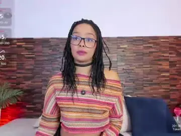 Chaturbate Free Porn Cam of andreaa_zoee_