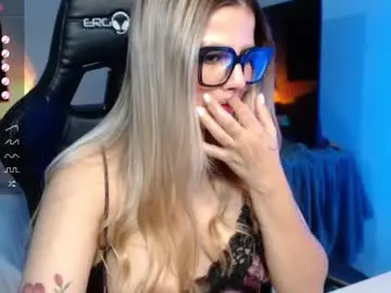 Chaturbate Watch Live Sex Cams of avrill_morgan