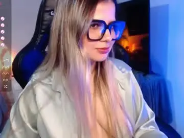 Chaturbate Watch Live Sex Cams of avrill_morgan