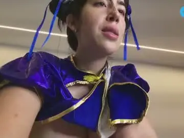 Chaturbate Nude Webcam of _gummies15