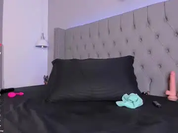 Chaturbate Live Sex Cam of mafee_saenz