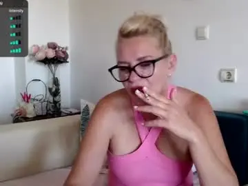 Chaturbate Live Sex of stephanydoll