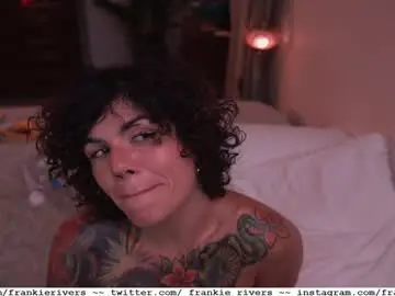 Chaturbate Watch Live Sex Cams of _frankie_rivers