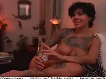 Chaturbate Live Sex Cam of _frankie_rivers