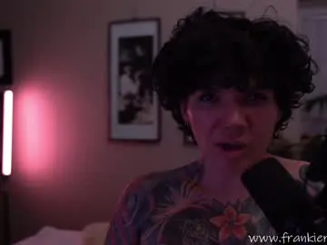 Chaturbate Live Sex Cam of _frankie_rivers