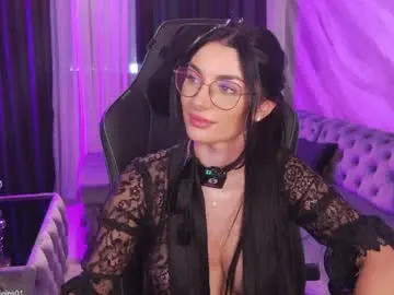 Chaturbate Free Live Porn of mmmaaa1234