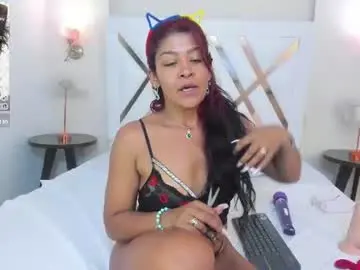 Chaturbate Free Porn Cam of sky_collins_