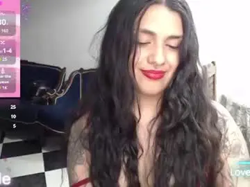 Chaturbate Live Sex Cam of alix_beltran