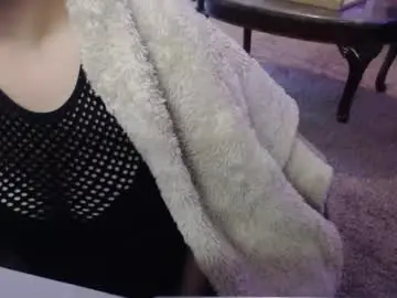 Chaturbate Live Sex Cam of skyblu1